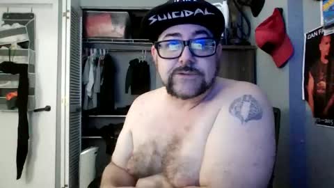 Snapshot of abennett76 chatting on 06/09/26, 02:23 AJ online show from 06/09/26, 02:23