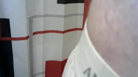 Snapshot of abercrombieguy22 chatting on 10/20/25, 05:30 AbercrombieGuy22 online show from 10/20/25, 05:30