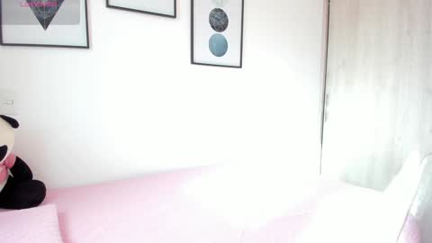 abigail online show from 12/18/24, 01:02