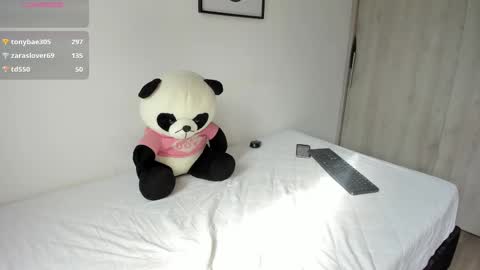 abigail online show from 02/27/25, 02:00