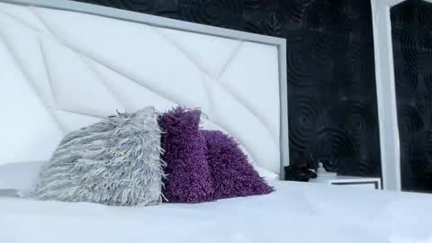 Abigail online show from 10/16/25, 11:22