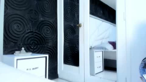 Abigail online show from 11/10/25, 11:09