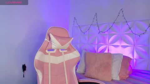 Abril  online show from 11/05/25, 11:21