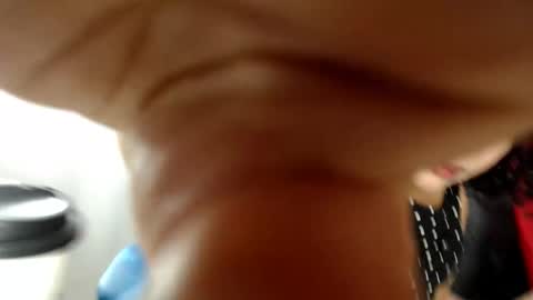 Abril Beltran online show from 11/11/25, 10:32