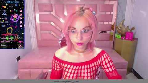 abril_ch_ online show from 03/03/26, 12:22