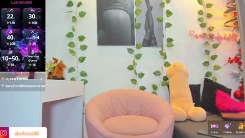 Snapshot of abril_ricci chatting on 01/10/25, 10:28 Abril  online show from 01/10/25, 10:28