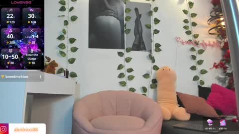 Snapshot of abril_ricci chatting on 01/15/25, 06:12 Abril  online show from 01/15/25, 06:12