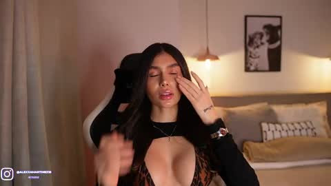 Snapshot of abril_w18 chatting on 04/04/26, 11:46 My name is Alexa. Please say hello I like to chat with you. If you have requests please use tip online show from 04/04/26, 11:46