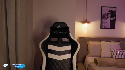 Snapshot of abril_w18 chatting on 04/07/26, 12:00 My name is Alexa. Please say hello I like to chat with you. If you have requests please use tip online show from 04/07/26, 12:00