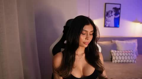 Snapshot of abril_w18 chatting on 04/10/26, 11:53 My name is Alexa. Please say hello I like to chat with you. If you have requests please use tip online show from 04/10/26, 11:53