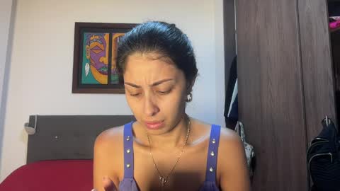 abrilsantosxo online show from 04/04/26, 12:35