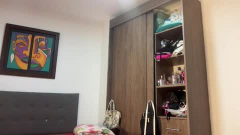 abrilsantosxo online show from 04/06/26, 12:28