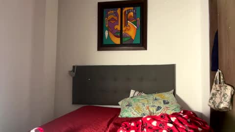 abrilsantosxo online show from 04/24/26, 08:06