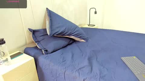 AbrilSonne online show from 03/08/25, 06:58