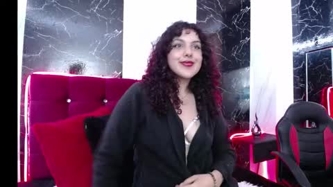 Abril Vega online show from 01/05/26, 06:33