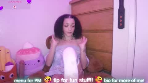 Peach online show from 01/18/26, 05:11