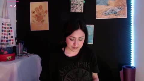 Absenta vert online show from 02/27/26, 12:43