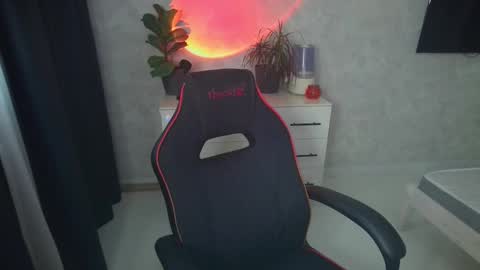 Nick online show from 10/04/25, 12:47