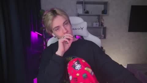 Nick online show from 12/21/25, 09:38