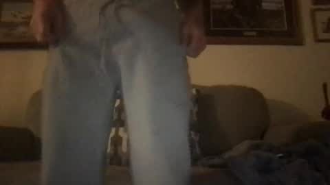 Snapshot of abwc23 chatting on 10/29/25, 02:58 abwc23 online show from 10/29/25, 02:58