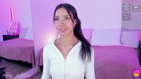 Snapshot of aby_whitee chatting on 02/02/25, 04:15 Aby online show from 02/02/25, 04:15