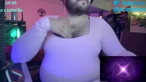 Snapshot of acedhappyman chatting on 03/05/26, 01:56 acedhappyman online show from 03/05/26, 01:56