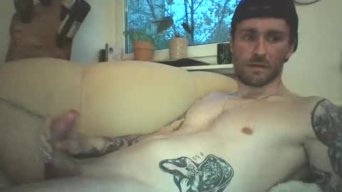 achix2704 online show from 05/05/26, 06:49