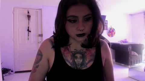 Alice online show from 10/20/25, 04:07