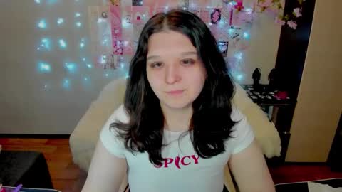 Kate online show from 04/19/26, 12:33