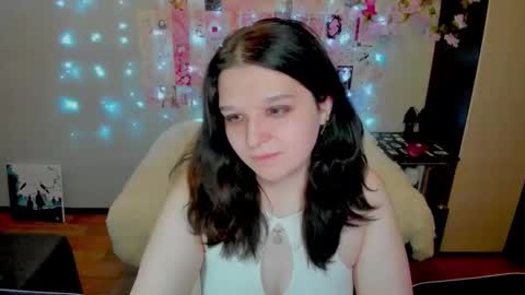 Kate online show from 04/23/26, 01:07