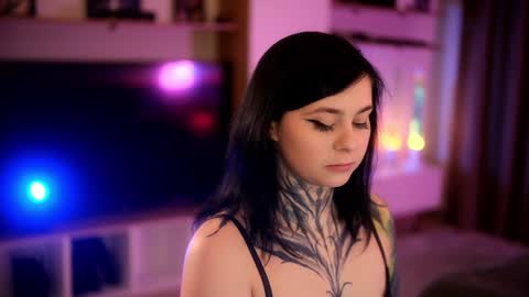 acid_pie online show from 12/03/24, 06:26