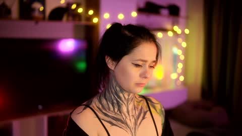 acid_pie online show from 02/01/25, 06:43