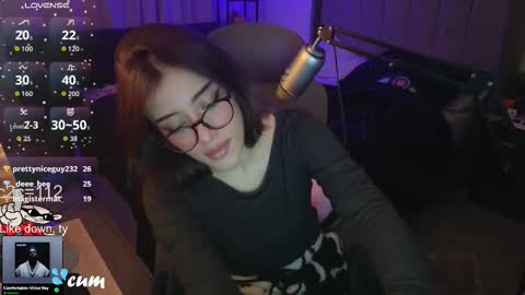 Snapshot of acidkaos chatting on 10/31/25, 06:47 Lana 3 online show from 10/31/25, 06:47