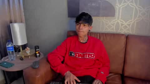 Snapshot of acidmilo chatting on 12/11/24, 03:15 Acid Milo online show from 12/11/24, 03:15