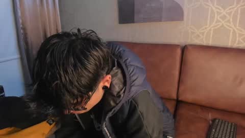 Snapshot of acidmilo chatting on 12/12/24, 01:28 Acid Milo online show from 12/12/24, 01:28