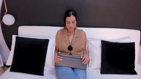    online show from 04/27/26, 02:04