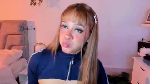 Snapshot of adaferreiraa chatting on 03/22/26, 05:55 Ada Ferreiraa online show from 03/22/26, 05:55