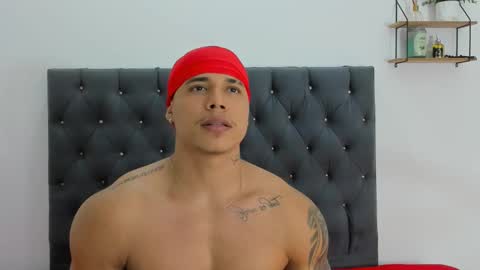 adam boss online show from 03/05/25, 04:24