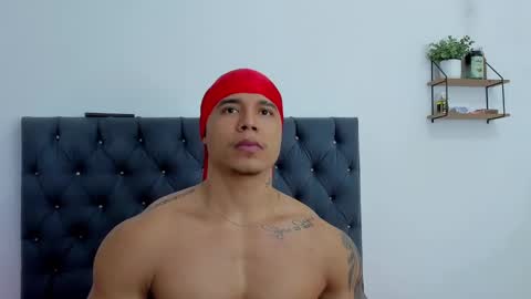 adam boss online show from 10/04/25, 05:22