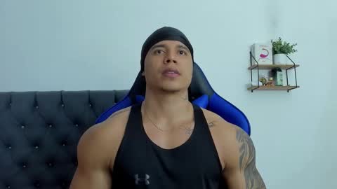 adam boss online show from 11/24/25, 09:25