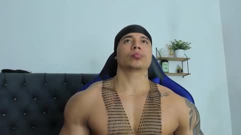 adam boss online show from 02/04/26, 08:47