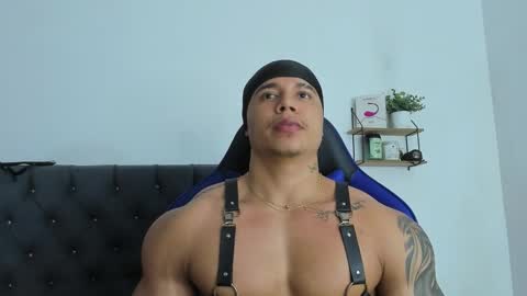 adam boss online show from 02/28/26, 06:25