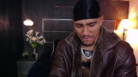 adam_fit19cm online show from 03/14/26, 01:49