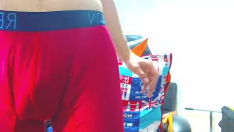 adam hot11 online show from 04/19/26, 11:40