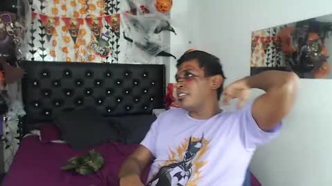 adam_morgan2 online show from 10/22/25, 07:19