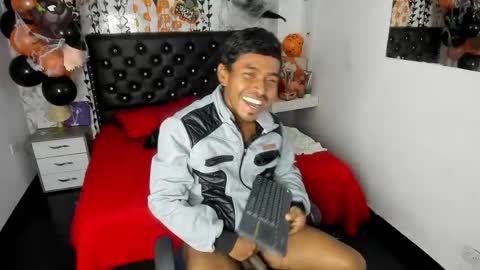 adam_morgan2 online show from 11/01/25, 09:50