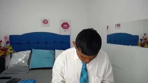 adam_morgan2 online show from 11/06/25, 02:12