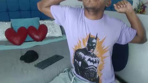 adam_morgan2 online show from 11/19/25, 03:28