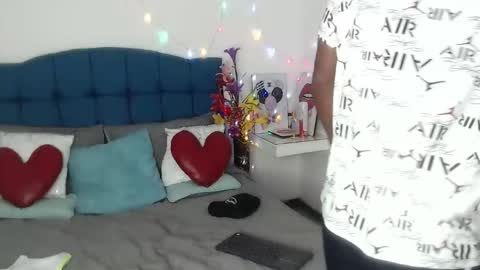 adam_morgan2 online show from 12/02/25, 04:29