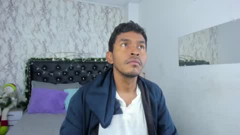 adam_morgan2 online show from 12/19/25, 12:01